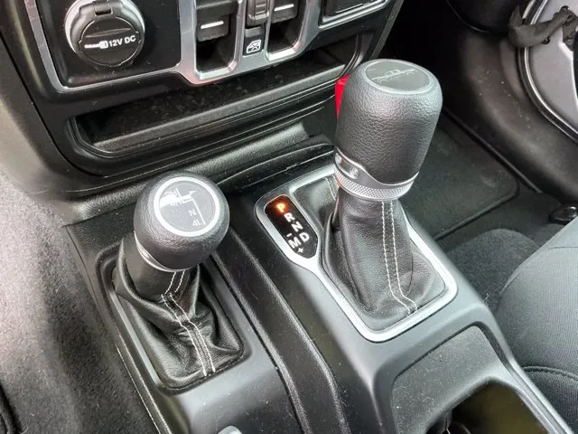 2021 Jeep Gladiator Overland - Photo 31