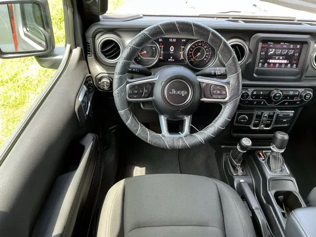 2021 Jeep Gladiator Overland - Photo 19