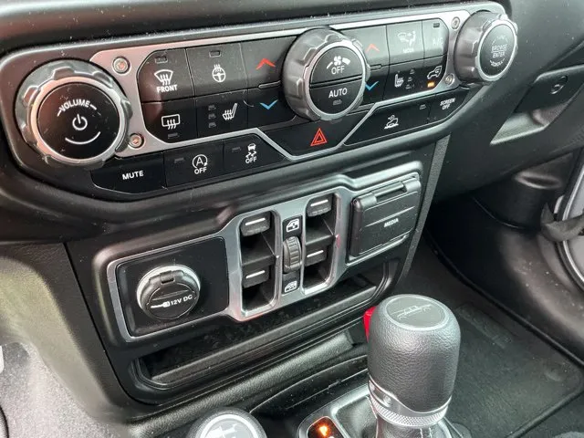 2021 Jeep Gladiator Overland - Photo 32