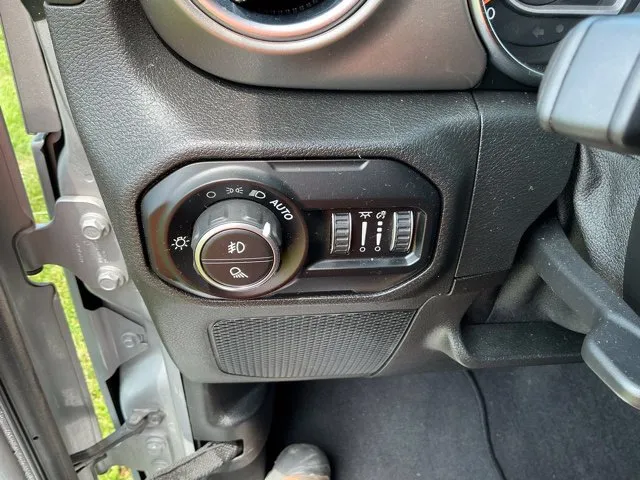 2021 Jeep Gladiator Overland - Photo 30