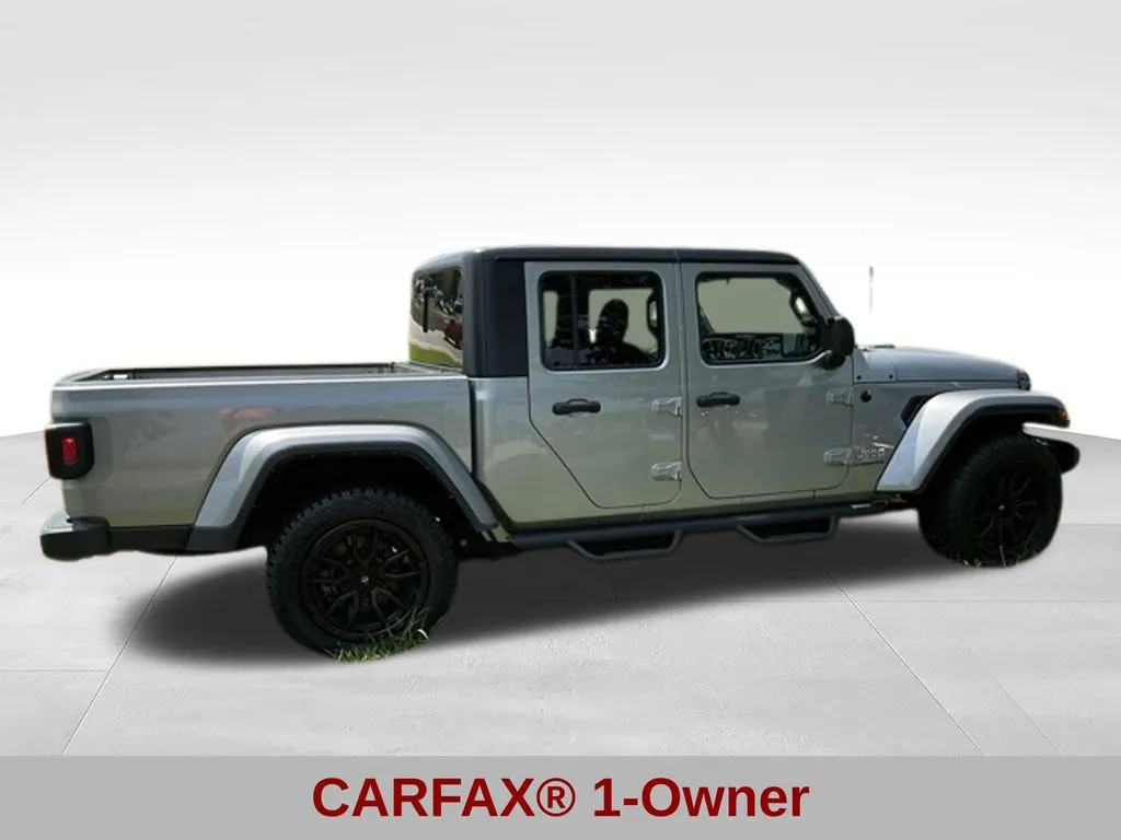 2021 Jeep Gladiator Overland - Photo 2