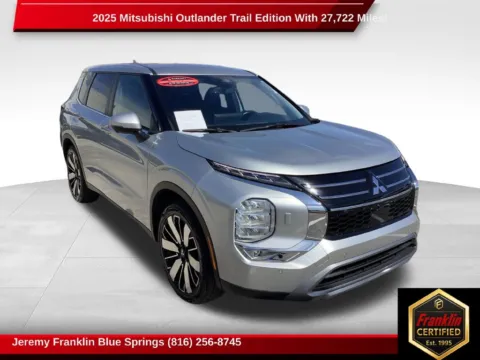 Silver 2025 Mitsubishi Outlander SE for sale in Blue Springs, MO