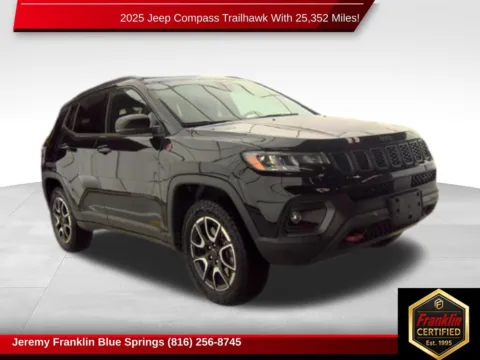 Black 2025 Jeep Compass Trailhawk for sale in Blue Springs, MO