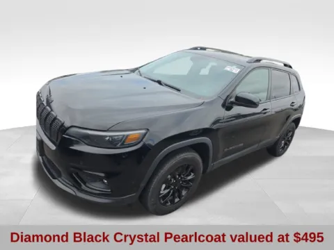 Another view of 2023 Jeep Cherokee Altitude for sale in Blue Springs, MO at Jeremy Franklin Automotive of Blue Springs