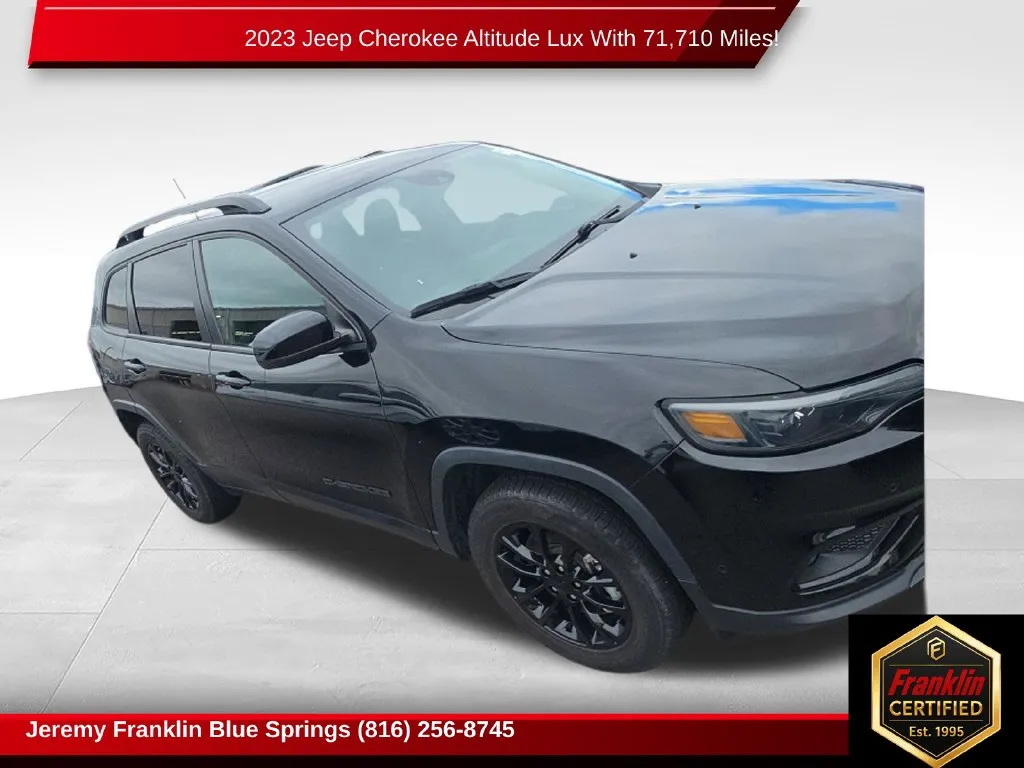 Black 2023 Jeep Cherokee Altitude for sale in Blue Springs, MO