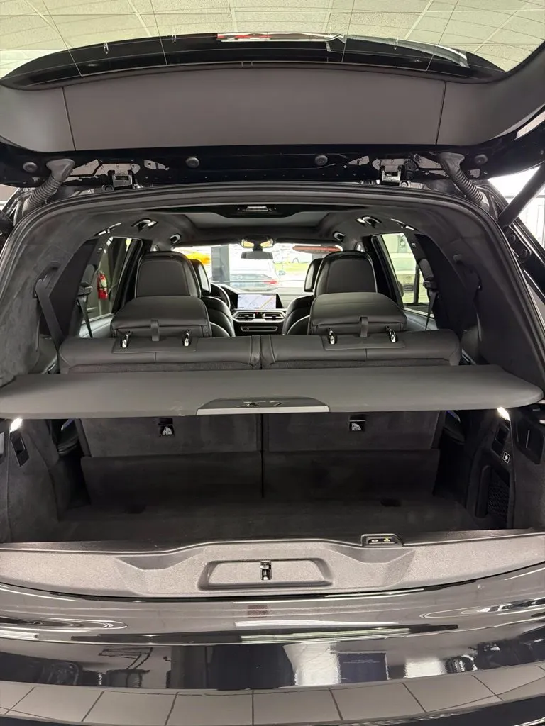 2022 BMW X7 M50i - Photo 20