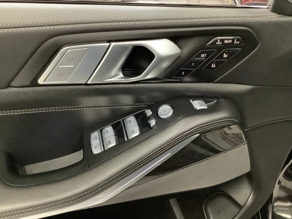 2022 BMW X7 M50i - Photo 19