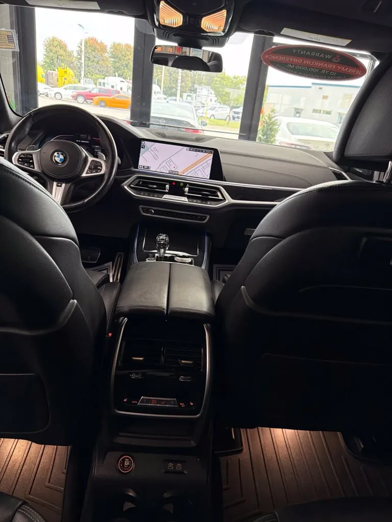 2022 BMW X7 M50i - Photo 18