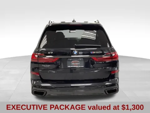 More photos of 2022 BMW X7 M50i at Jeremy Franklin Automotive of Blue Springs, MO