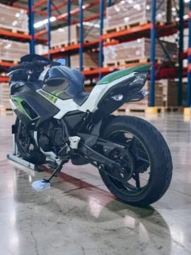 More photos of 2022 Kawasaki Ninja 650 at Jeremy Franklin Automotive of Blue Springs, MO