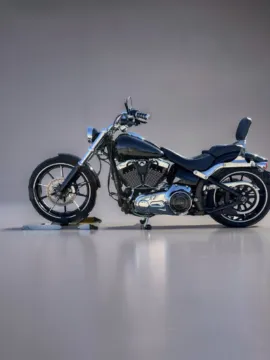 More photos of 2013 Harley-Davidson Breakout Softail at Jeremy Franklin Automotive of Blue Springs, MO