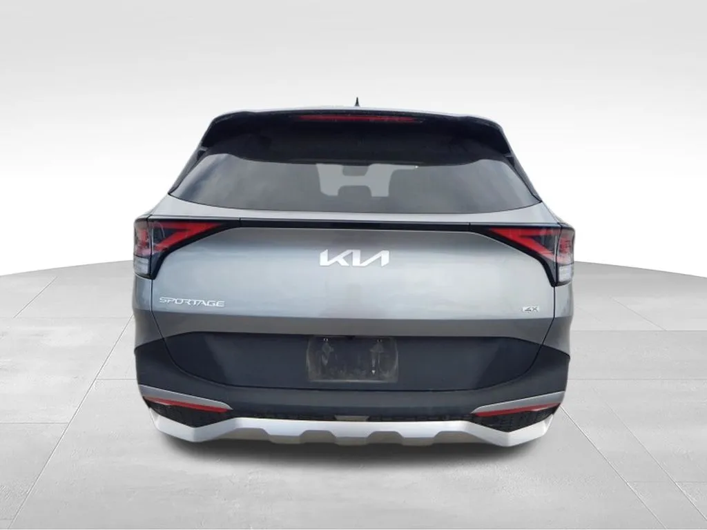 2024 Kia Sportage LX - Photo 6