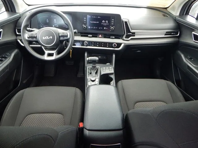 2024 Kia Sportage LX - Photo 15