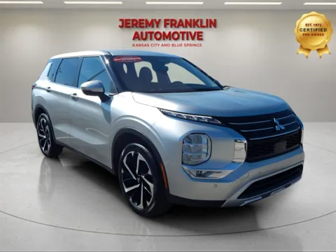 Another view of 2024 Mitsubishi Outlander SE for sale in Blue Springs, MO at Jeremy Franklin Automotive of Blue Springs