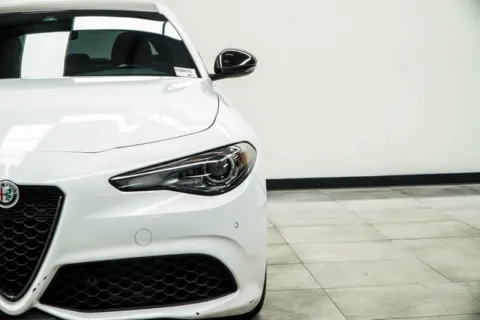 More photos of 2022 Alfa Romeo Giulia Veloce at Grand Motorcars Marietta, GA