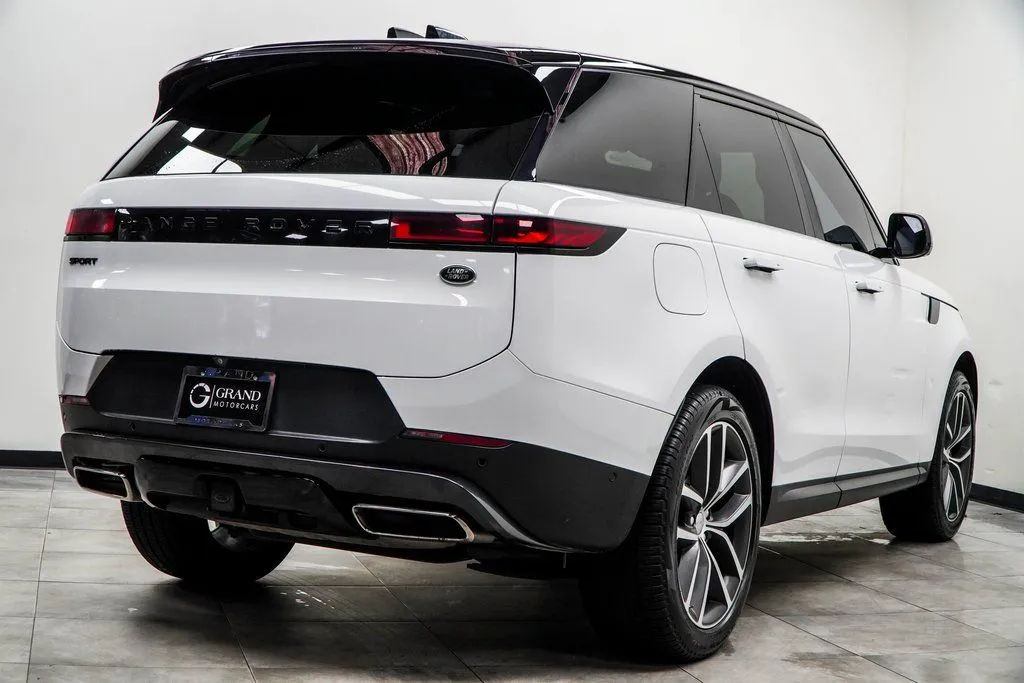 2023 Land Rover Range Rover Sport SE - Photo 12