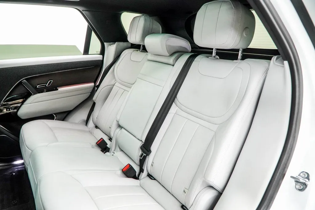 2023 Land Rover Range Rover Sport SE - Photo 41
