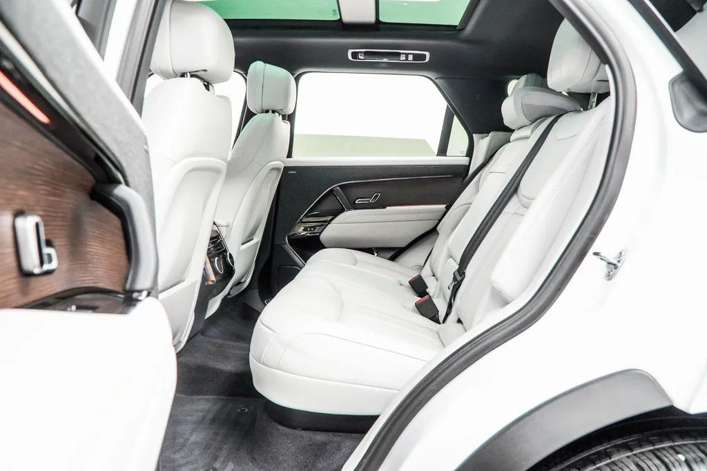 2023 Land Rover Range Rover Sport SE - Photo 42