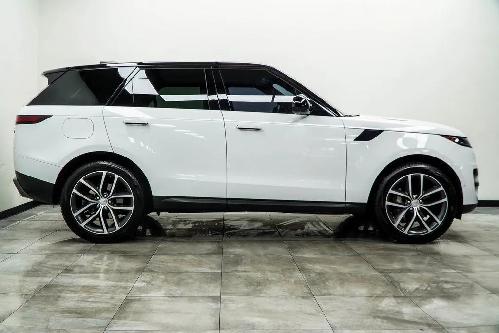 2023 Land Rover Range Rover Sport SE - Photo 6