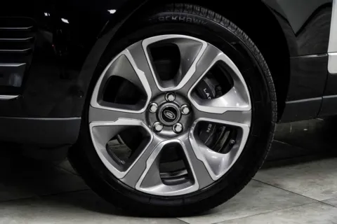 Another view of 2019 Land Rover Range Rover 3.0L V6 Supercharged HSE for sale in Marietta, GA at Grand Motorcars Marietta