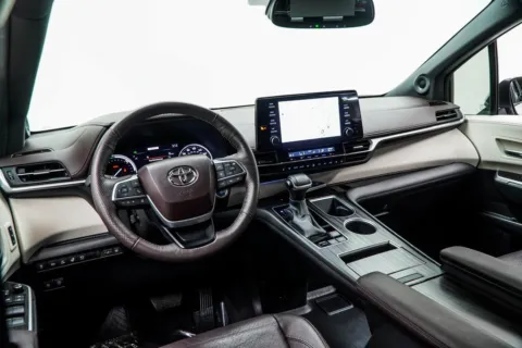 More photos of 2023 Toyota Sienna Platinum at Grand Motorcars Marietta, GA