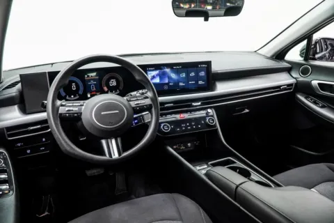 More photos of 2025 Hyundai Sonata SEL at Grand Motorcars Marietta, GA