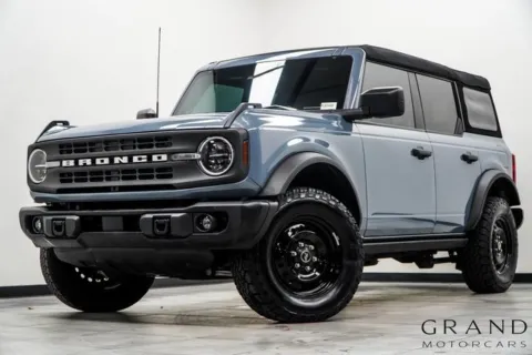 Gray 2023 Ford Bronco Black Diamond for sale in Marietta, GA