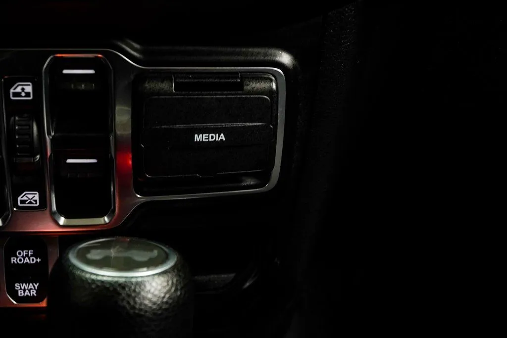 2022 Jeep Wrangler Unlimited Rubicon - Photo 24