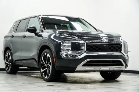 More photos of 2024 Mitsubishi Outlander SE at Grand Motorcars Marietta, GA