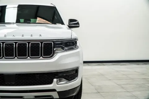 More photos of 2023 Jeep Wagoneer L Series II at Grand Motorcars Marietta, GA