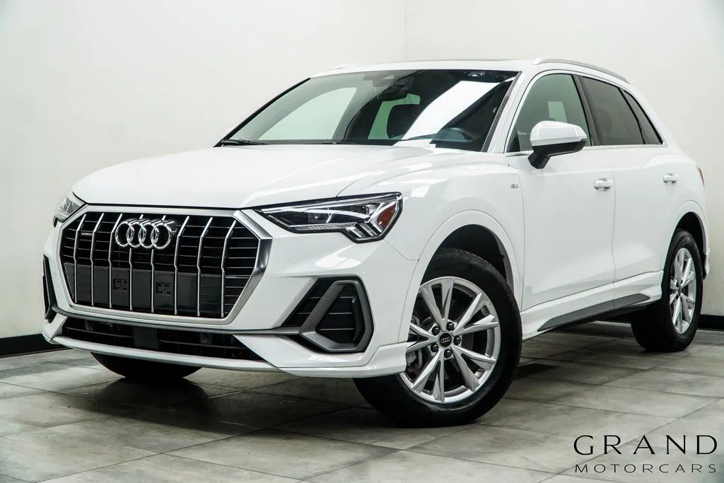 White 2025 Audi Q3 Premium for sale in Marietta, GA