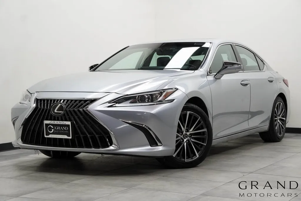 Silver 2022 Lexus ES 350 for sale in Marietta, GA