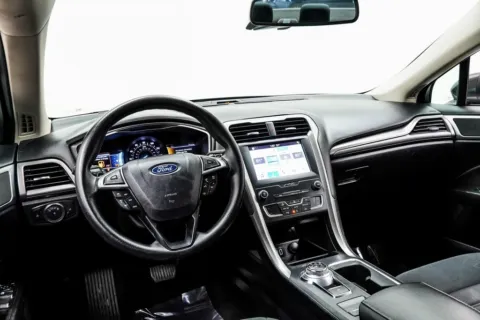 More photos of 2019 Ford Fusion SE at Grand Motorcars Marietta, GA