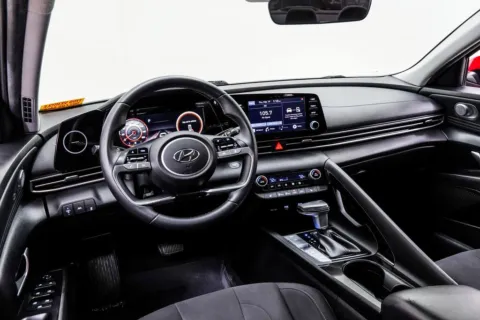 More photos of 2021 Hyundai Elantra SEL at Grand Motorcars Marietta, GA