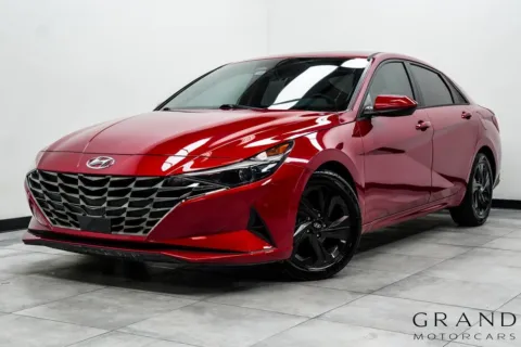 Red 2021 Hyundai Elantra SEL for sale in Marietta, GA