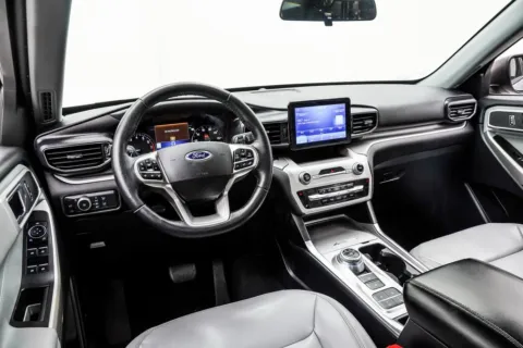 More photos of 2021 Ford Explorer XLT at Grand Motorcars Marietta, GA