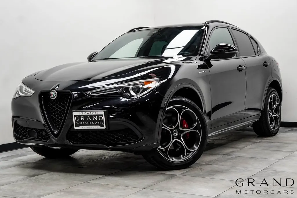 Black 2022 Alfa Romeo Stelvio Veloce for sale in Marietta, GA