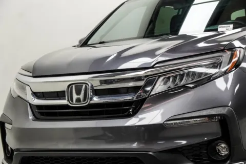 Photos of 2022 Honda Pilot Touring for sale in Marietta, GA at Grand Motorcars Marietta