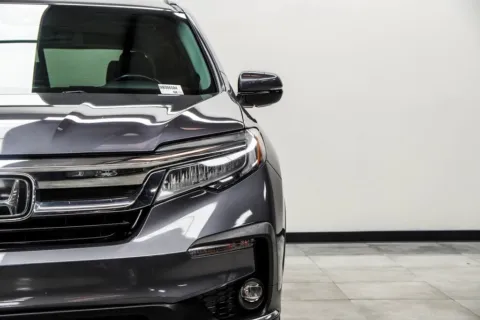 More photos of 2022 Honda Pilot Touring at Grand Motorcars Marietta, GA