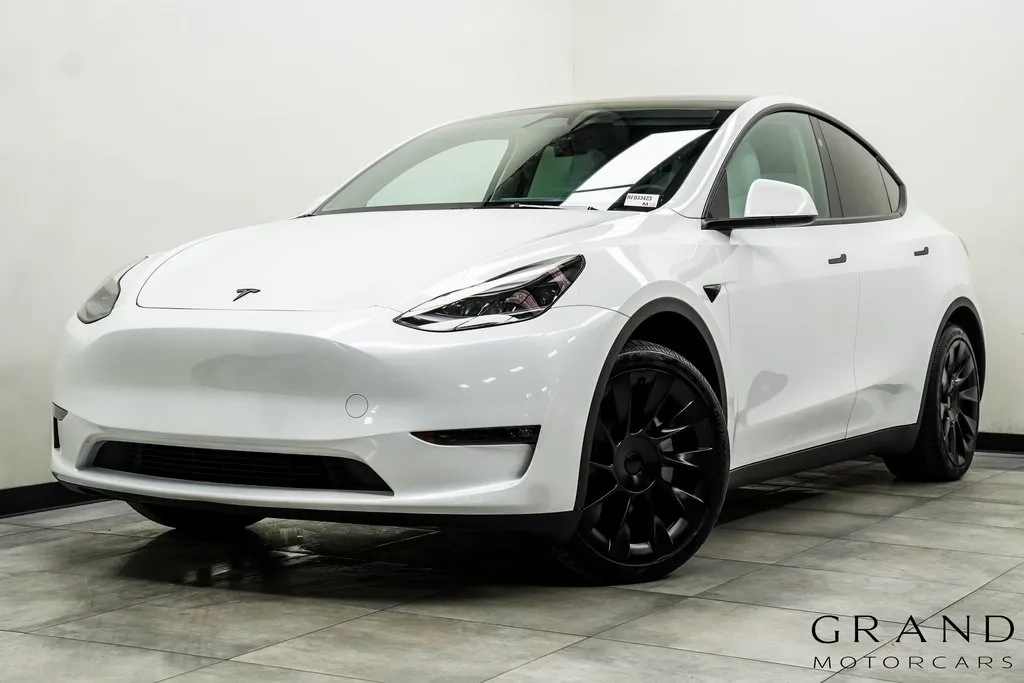 White 2024 Tesla Model Y Long Range for sale in Marietta, GA
