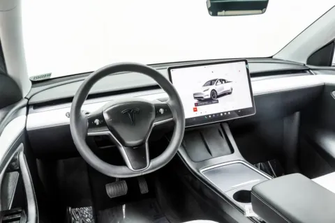 More photos of 2024 Tesla Model Y Long Range at Grand Motorcars Marietta, GA