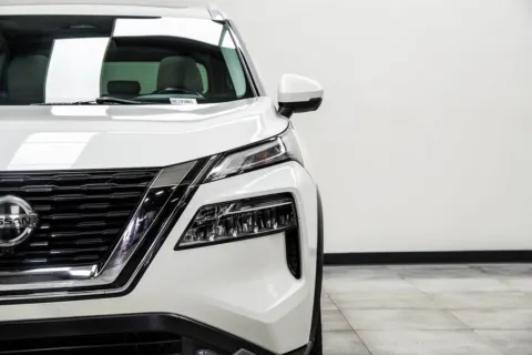 More photos of 2021 Nissan Rogue SL at Grand Motorcars Marietta, GA