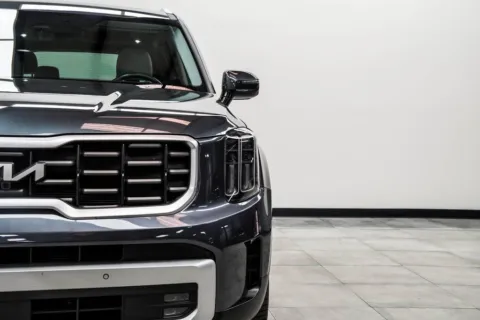 More photos of 2023 Kia Telluride SX-Prestige at Grand Motorcars Marietta, GA