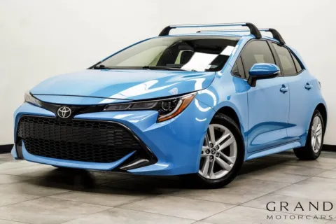 Red 2019 Toyota Corolla Hatchback SE for sale in Marietta, GA