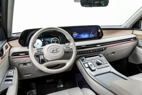 More photos of 2024 Hyundai Palisade Limited at Grand Motorcars Marietta, GA