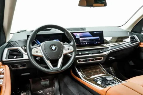 More photos of 2025 BMW X7 xDrive40i at Grand Motorcars Marietta, GA