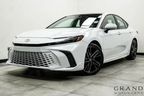 White 2025 Toyota Camry XSE for sale in Marietta, GA