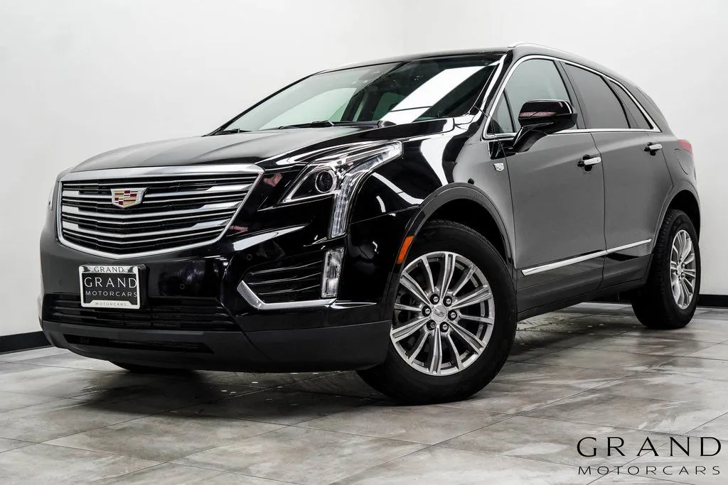 Black 2019 Cadillac XT5 Luxury for sale in Marietta, GA
