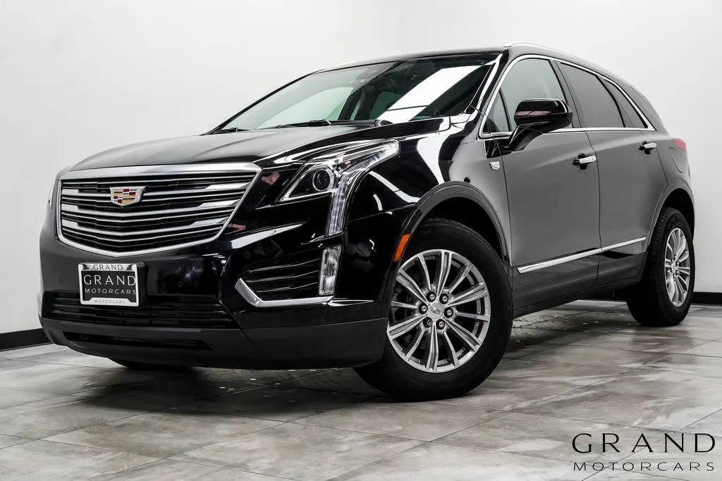 Black 2019 Cadillac XT5 Luxury for sale in Marietta, GA