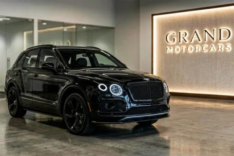 Black 2018 Bentley Bentayga W12 for sale in Marietta, GA